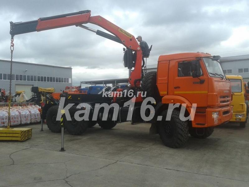 Тягач КАМАЗ 44108 с КМУ Palfinger 23500